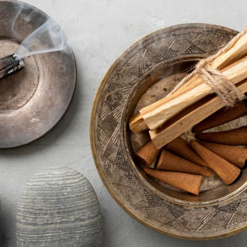 Vīraki, palo santo, smaržkociņi