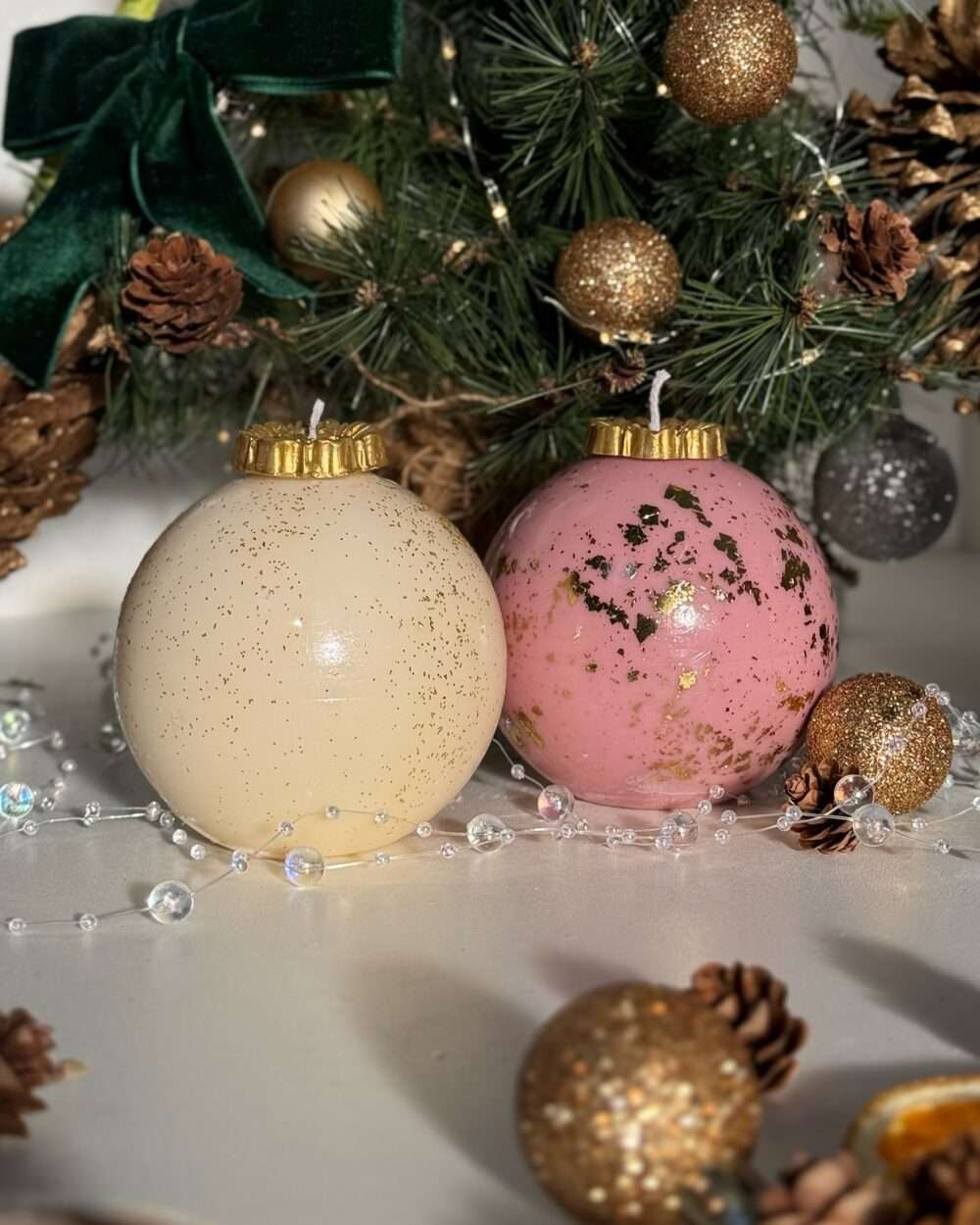 Eglīšu mantiņa- bumba, rozā svece 8cm3 Dāvana