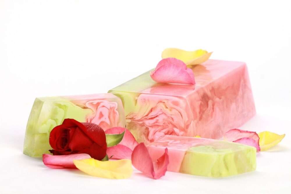 Yani Cosmetics Dabīgas augu glicerīna roku darba ziepes Roze