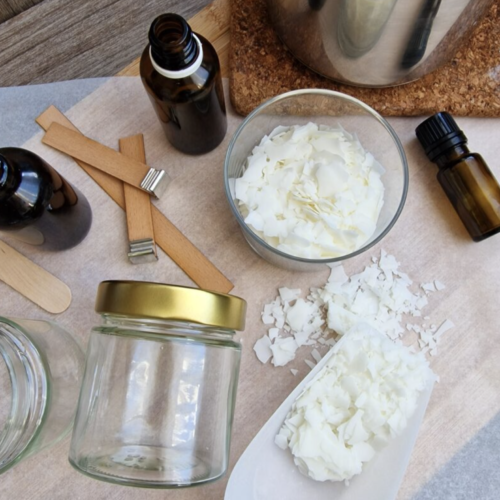 Vaniļas pupiņu aromāts ar kanēļa un baltā pipara notīm.