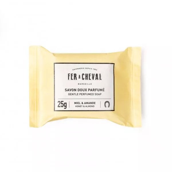 Fer A Cheval maigi aromatizētas ziepes ar medus un mandeļu smaržu 25g