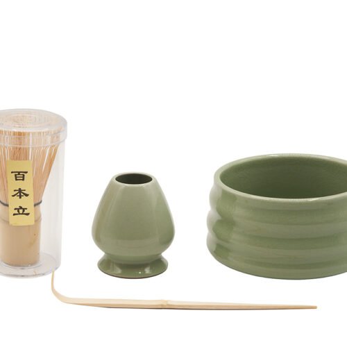 Gaiši zaļa Matcha tējas komplekts — iekļauta rievota Matcha bļoda, bambusa putotājs, liekšķere un turētājs # 93991
