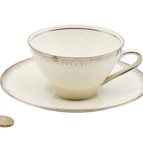 Porcelāna tējas krūze ar apakštasīti # 93840